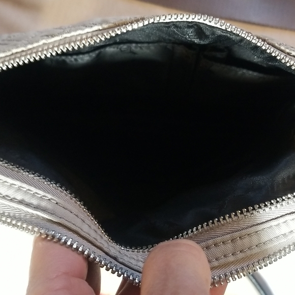 KIPLINGER GREY CROSSBODY BAG STITCHING IN FRONT - Picture 6 of 8